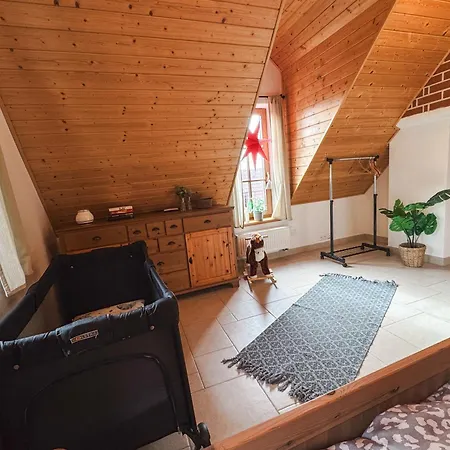 Casa de Férias S Vlastním Koupáním A Rozlehlou Zahradou *