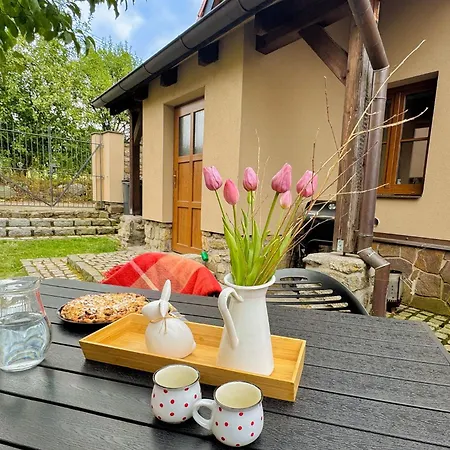 S Vlastním Koupáním A Rozlehlou Zahradou Casa de Férias Varvazov